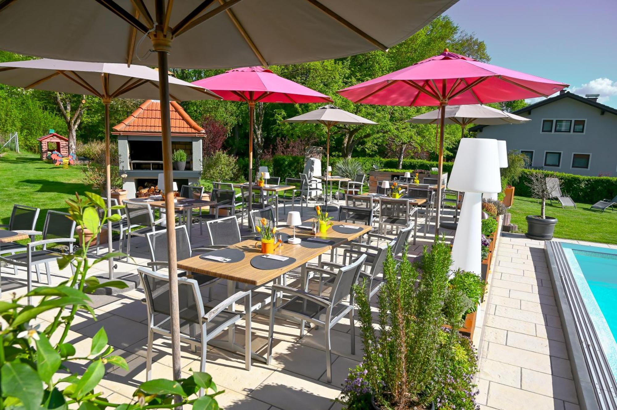 Hotel Restaurant Thadeushof Techelsberg Kültér fotó